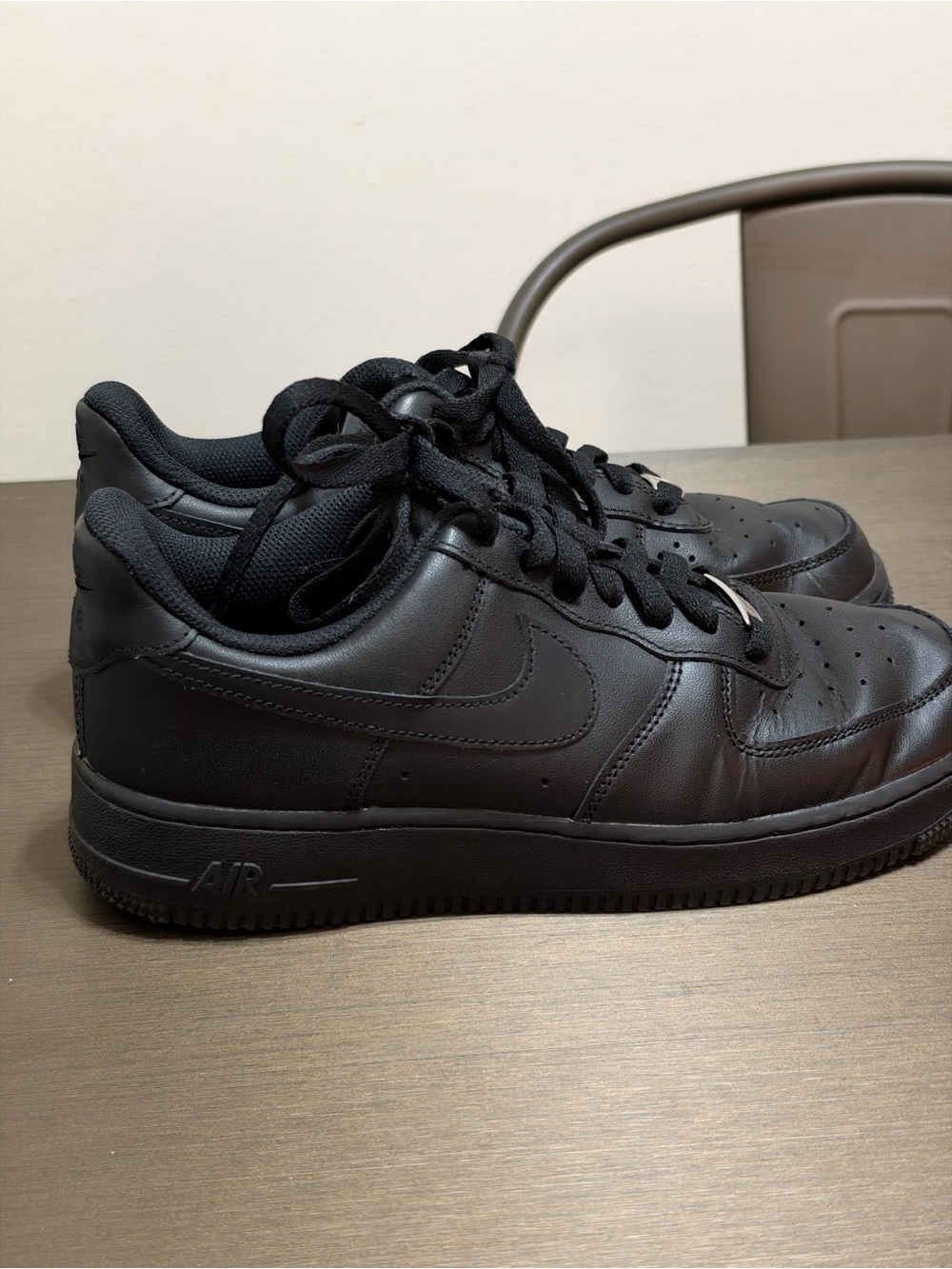 Nike All-Black Men's Low-Top Sneakers